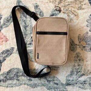 Brixley Medium Desert Crossbody Sling